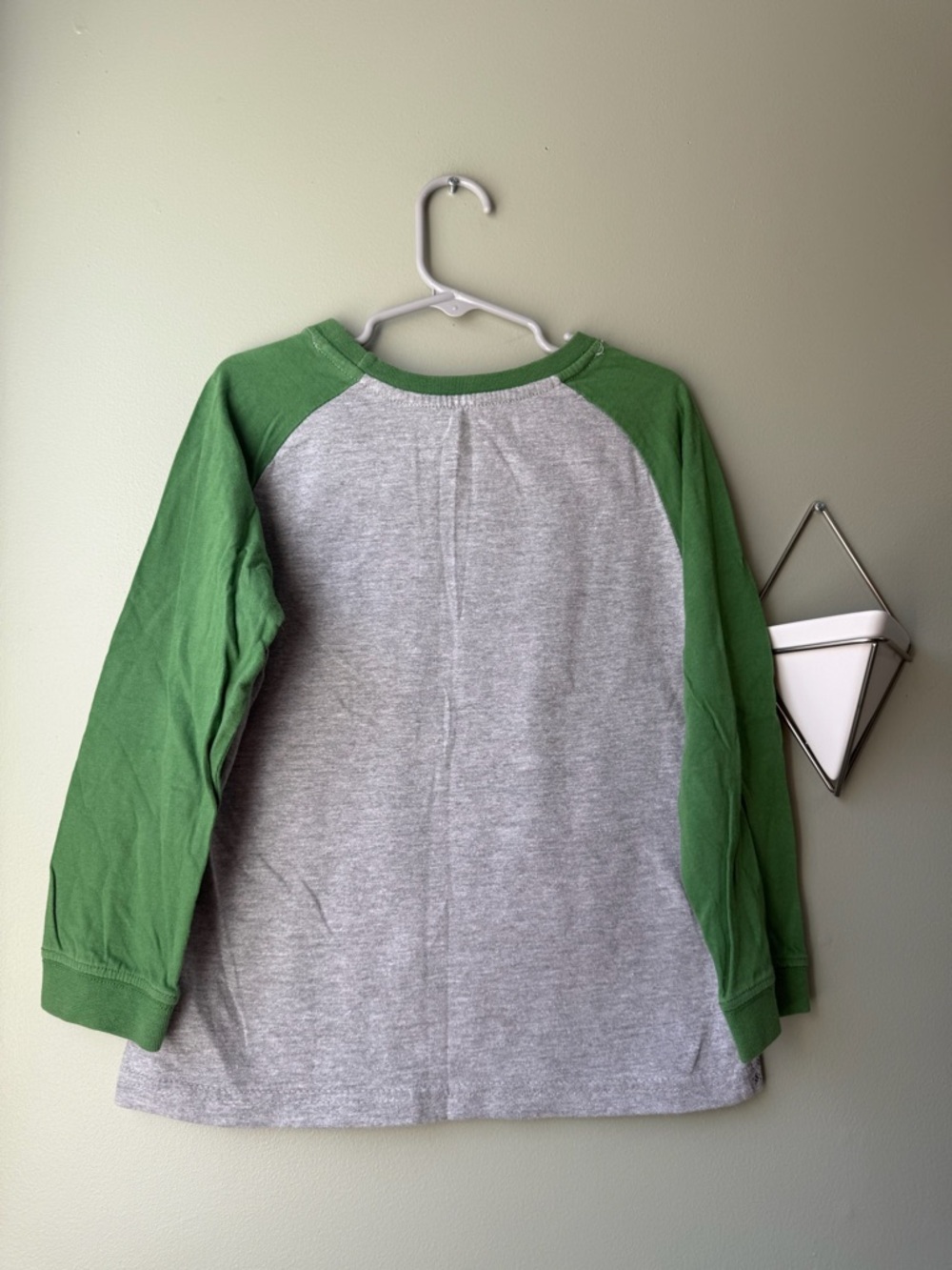 John Deere Green & Gray Raglan Long-Sleeve Tractor Tee - Picture 3 of 3